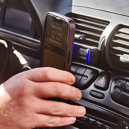 Uniwersalny uchwyt samochodowy na telefon komórkowy eXc AIR,czarny