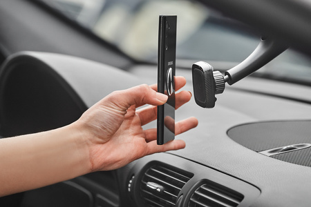 Uniwersalny magnetyczny uchwyt samochodowy na telefon komórkowy eXc TWICE,czarno-szary